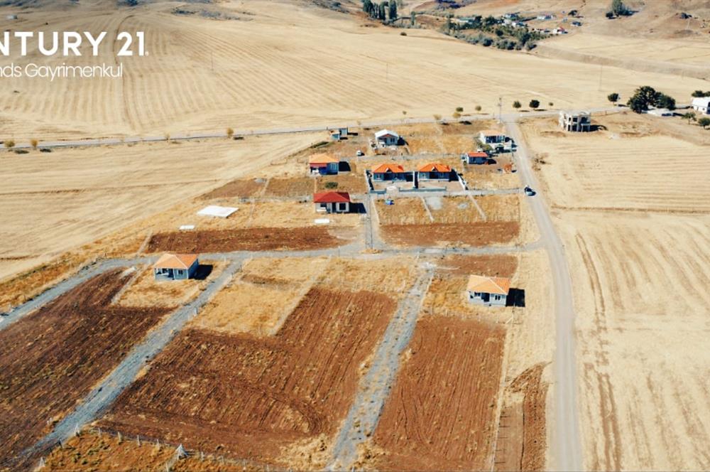GÖLBAŞI KARAALİ YAZLIK MAHALESİNDE SU,ELEKTRİKLİ SATILIK HOBİ BAHÇELERİ