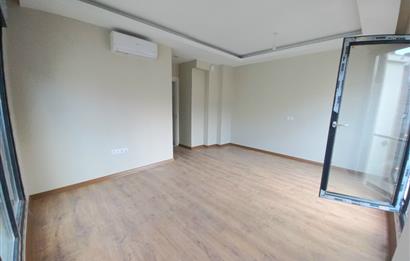 FENERYOLU'NDA SIFIR BİNADA GÜNEY CEPHE 2+1 KULLANIŞLI DAİRE
