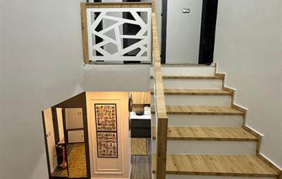 CENTURY 21 PLUS'DAN VİLLA DE GÖL SİTESİNDE SATILIK EŞYALI VİLLA