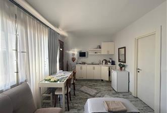 Bodrum Türkbükü’nde Denize Yürüme Mesafesinde Eşyalı 1+0 Yıllık Kiralık Daire