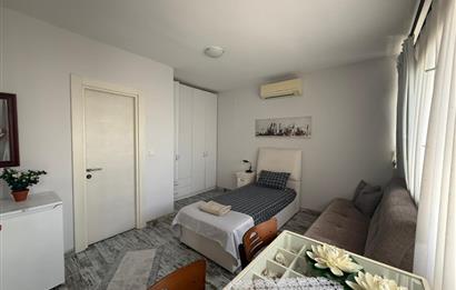 Bodrum Türkbükü’nde Denize Yürüme Mesafesinde Eşyalı 1+0 Yıllık Kiralık Daire