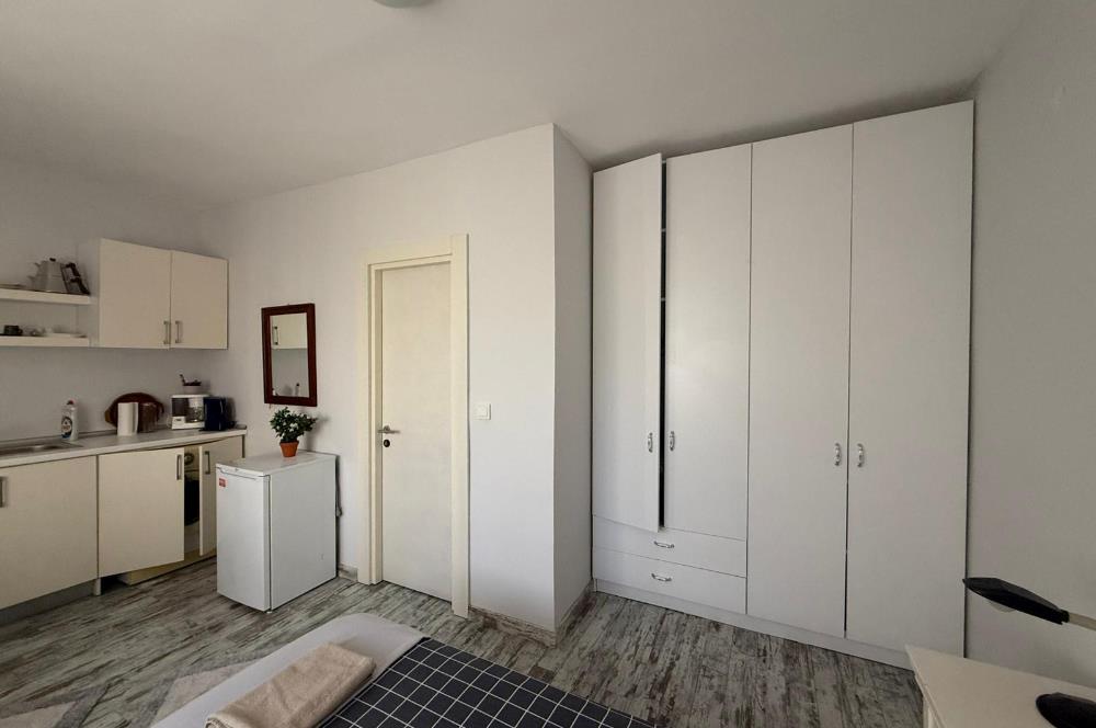 Bodrum Türkbükü’nde Denize Yürüme Mesafesinde Eşyalı 1+0 Yıllık Kiralık Daire