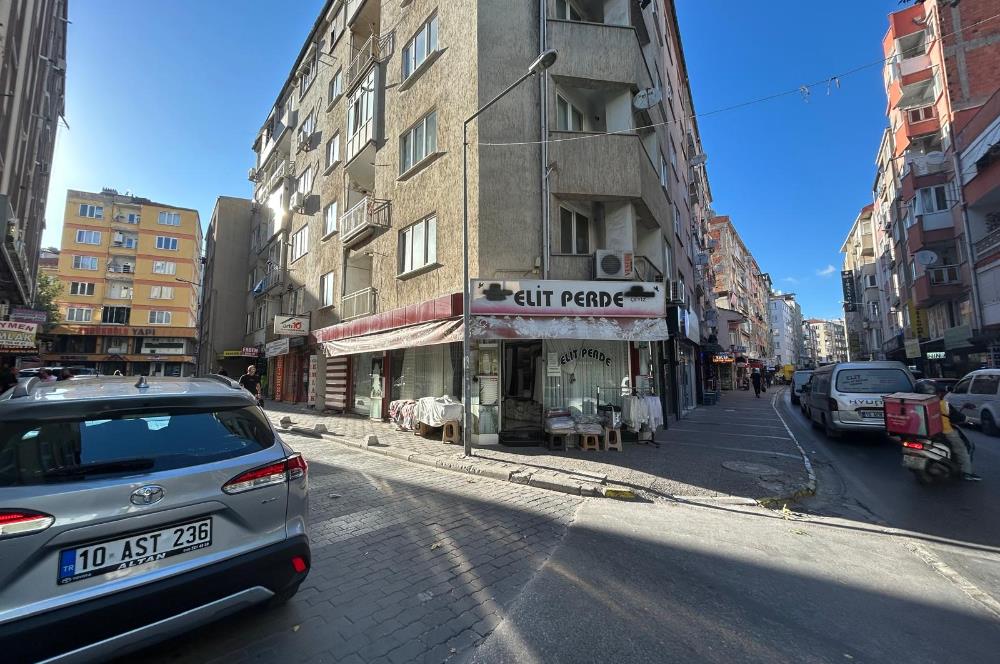 C21 BAL'DAN ATALAR CADDESİ ÜZERİ MERKEZİ KONUM SATILIK 2+1 DAİRE