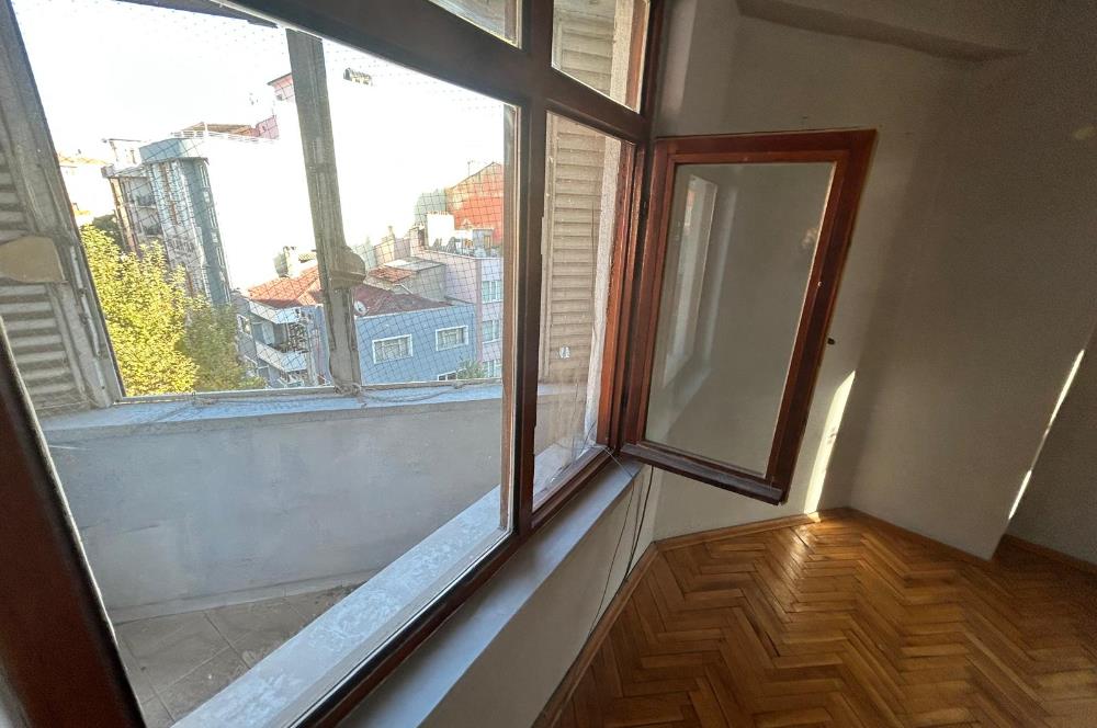 C21 BAL'DAN ATALAR CADDESİ ÜZERİ MERKEZİ KONUM SATILIK 2+1 DAİRE