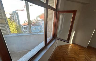C21 BAL'DAN ATALAR CADDESİ ÜZERİ MERKEZİ KONUM SATILIK 2+1 DAİRE