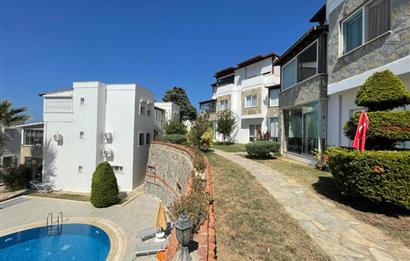 Turgutreis Yalı 2+1 Satılık Havuzlu Site İçerisinde Bahçekatı Daire 