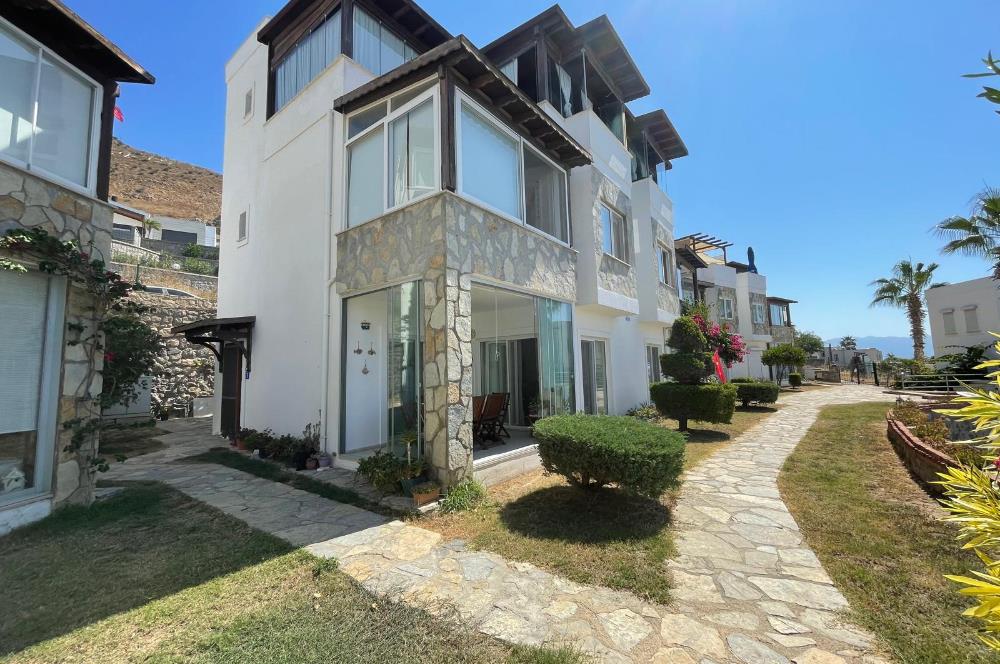 Turgutreis Yalı 2+1 Satılık Havuzlu Site İçerisinde Bahçekatı Daire 