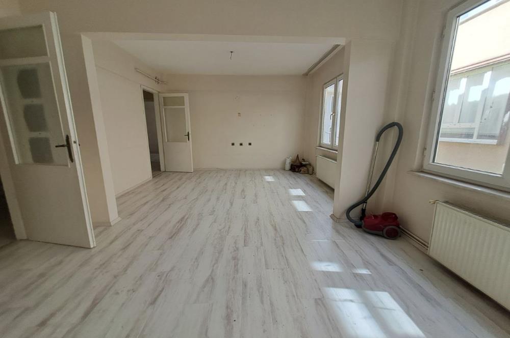 CENTURY21 PROJECT'TEN İZMİT ÇARŞI'DA SATILIK 2+1 DAİRE