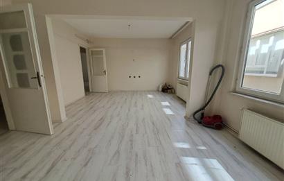 CENTURY21 PROJECT'TEN İZMİT ÇARŞI'DA SATILIK 2+1 DAİRE