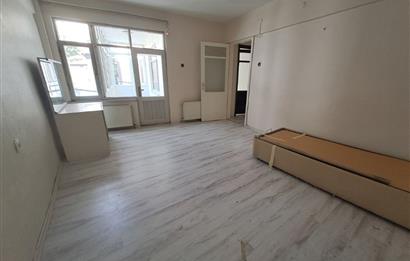 CENTURY21 PROJECT'TEN İZMİT ÇARŞI'DA SATILIK 2+1 DAİRE