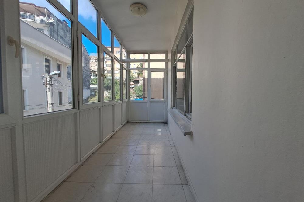 CENTURY21 PROJECT'TEN İZMİT ÇARŞI'DA SATILIK 2+1 DAİRE
