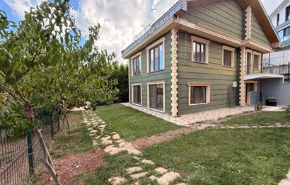 Zekeriyaköy'de Aidatsız Kiralık Villa Fırsatı