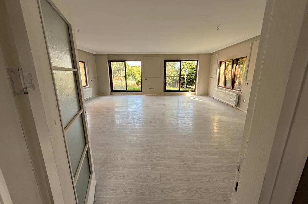 Zekeriyaköy'de Aidatsız Kiralık Villa Fırsatı