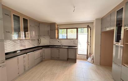 Zekeriyaköy'de Aidatsız Kiralık Villa Fırsatı