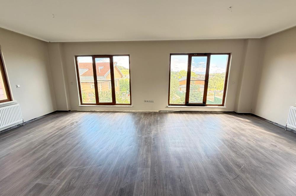 Zekeriyaköy'de Aidatsız Kiralık Villa Fırsatı