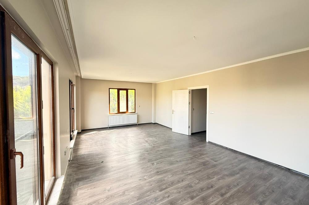 Zekeriyaköy'de Aidatsız Kiralık Villa Fırsatı