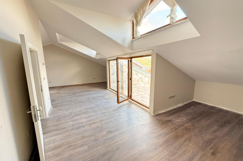 Zekeriyaköy'de Aidatsız Kiralık Villa Fırsatı