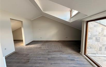 Zekeriyaköy'de Aidatsız Kiralık Villa Fırsatı