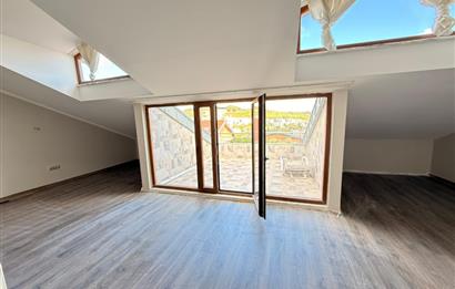 Zekeriyaköy'de Aidatsız Kiralık Villa Fırsatı