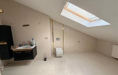 Zekeriyaköy'de Aidatsız Kiralık Villa Fırsatı