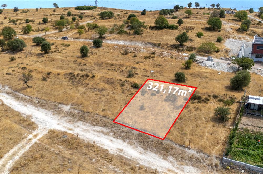 C21 LOCA'DAN KUVA-İ MİLLİYE MAHALLESİ'NDE KÖŞE KONUM 321m² ARSA