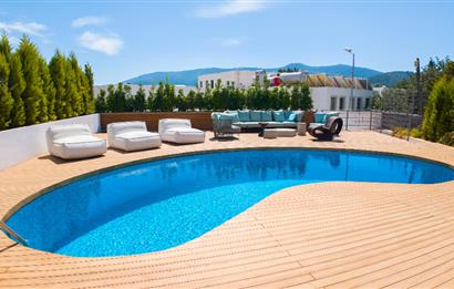 Bodrum Torba Denize 70 metre 6+2 Eşyalı Müstakil Villa
