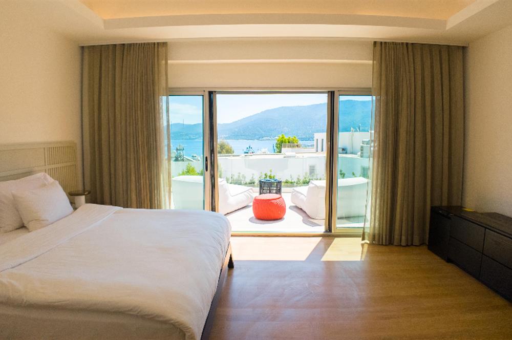 Bodrum Torba Denize 70 metre 6+2 Eşyalı Müstakil Villa