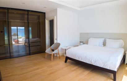 Bodrum Torba Denize 70 metre 6+2 Eşyalı Müstakil Villa