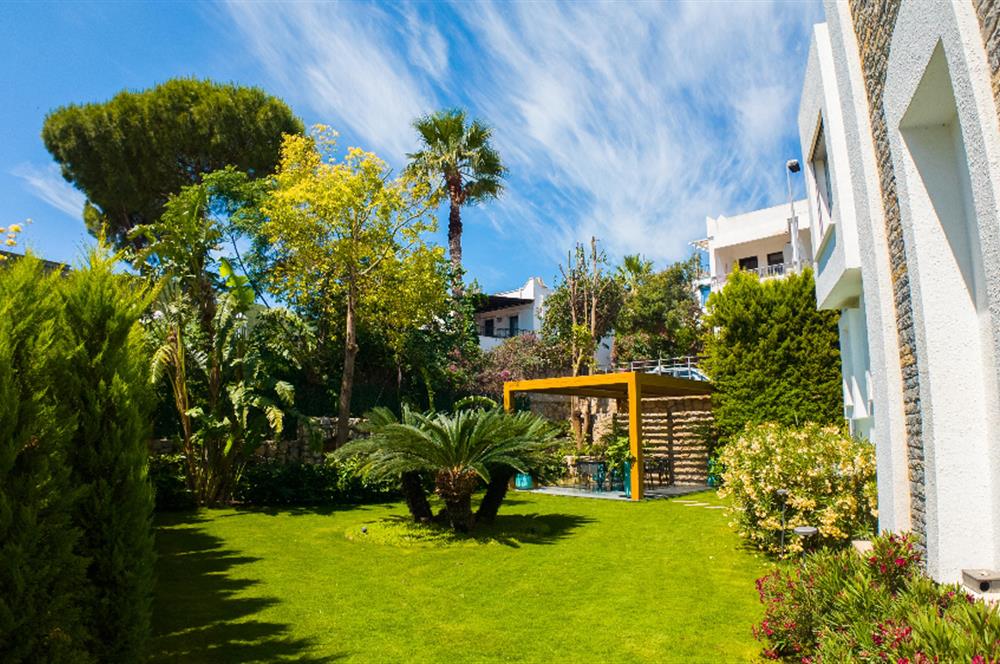 Bodrum Torba Denize 70 metre 6+2 Eşyalı Müstakil Villa