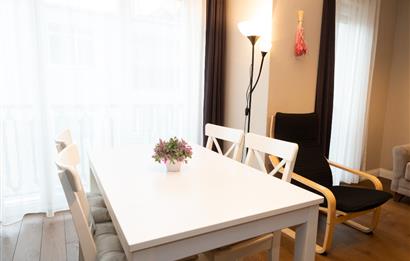 CENTURY21 FOREVER CİHANGİR'DE MERKEZİ KONUMLU KİRALIK 1+1 DAİRE