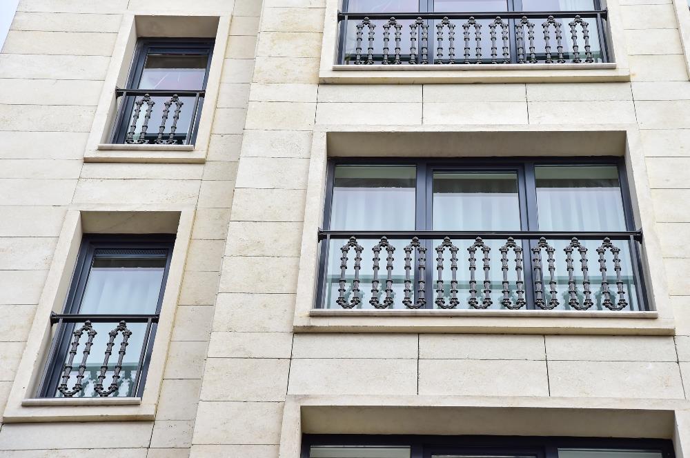 CENTURY21 FOREVER CİHANGİR'DE MERKEZİ KONUMLU KİRALIK 1+1 DAİRE