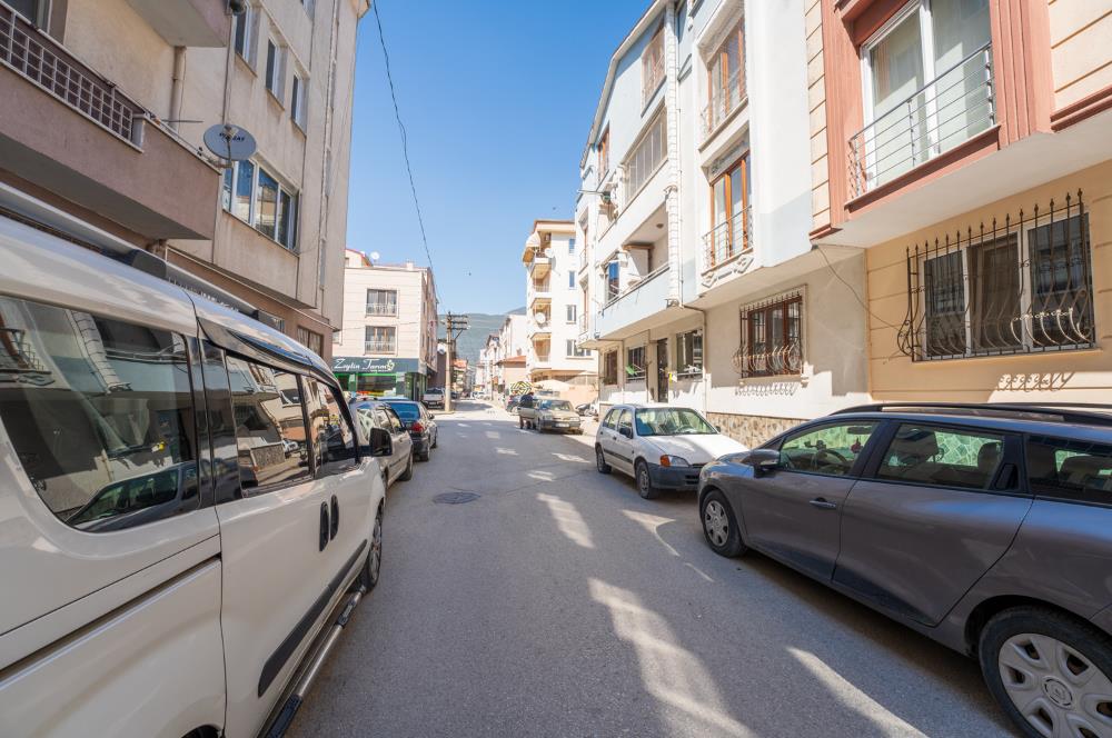 C21 Cius; Kapalı Pazar Yakını Geniş ve Yüksek Giriş Daire