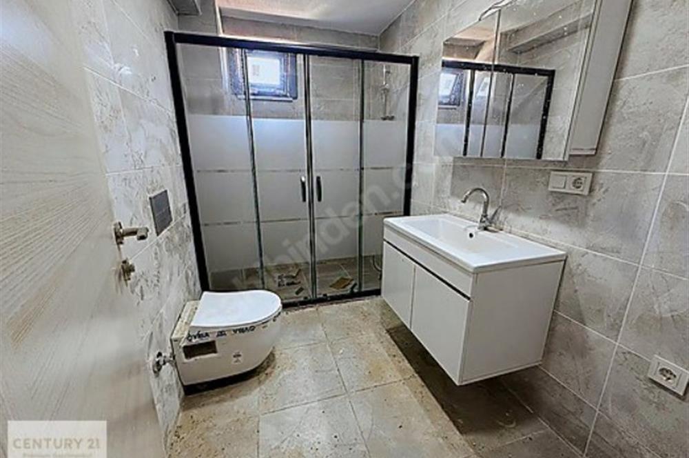 PENDİK VELİBABA MAHALLESİ'NDE MANZARALI 2+1 SATILIK DAİRE