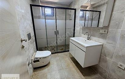 PENDİK VELİBABA MAHALLESİ'NDE MANZARALI 2+1 SATILIK DAİRE