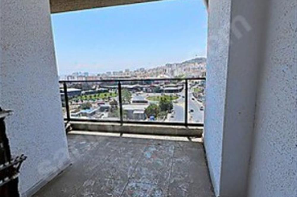 PENDİK VELİBABA MAHALLESİ'NDE MANZARALI 2+1 SATILIK DAİRE