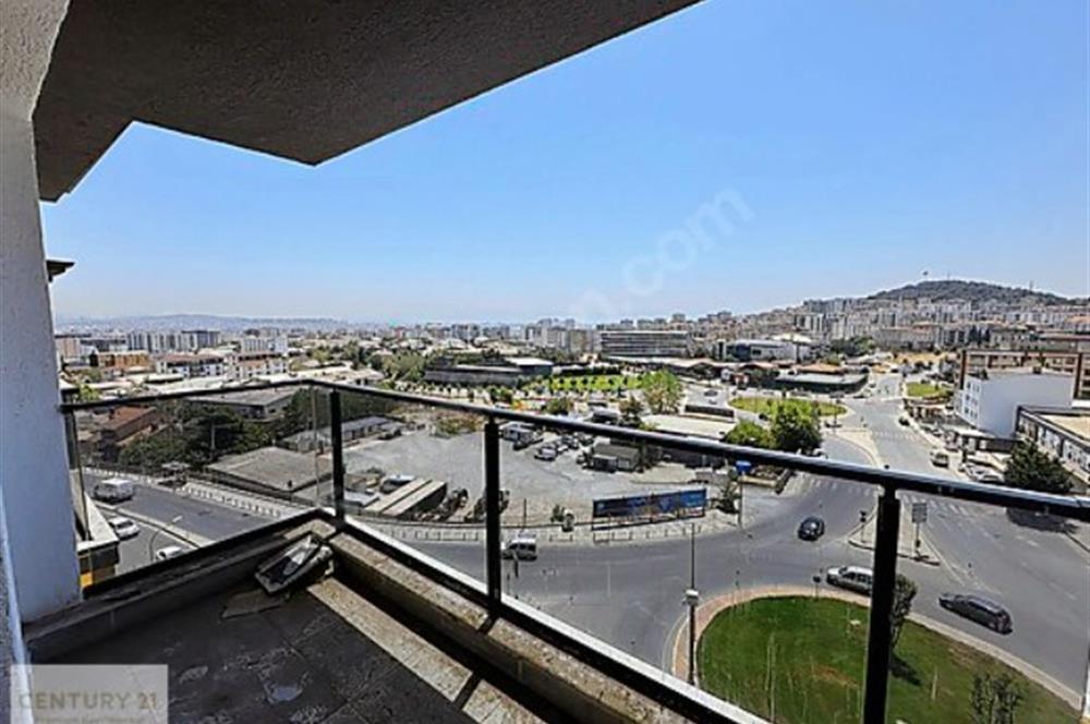 PENDİK VELİBABA MAHALLESİ'NDE MANZARALI 2+1 SATILIK DAİRE