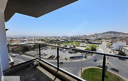 PENDİK VELİBABA MAHALLESİ'NDE MANZARALI 2+1 SATILIK DAİRE