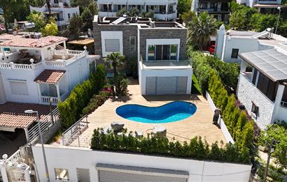 Bodrum Torba Denize 70 metre 6+2 Eşyalı Müstakil Villa