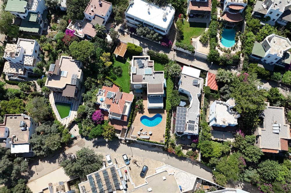 Bodrum Torba Denize 70 metre 6+2 Eşyalı Müstakil Villa