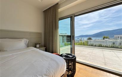 Bodrum Torba Denize 70 metre 6+2 Eşyalı Müstakil Villa