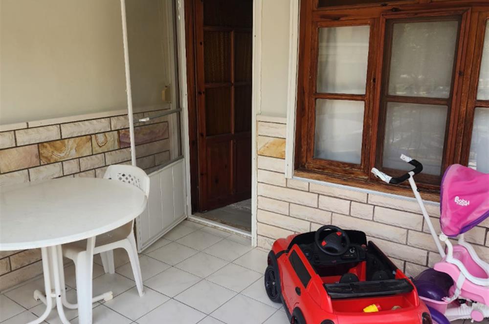C21 BAL'DAN AYVALIK ALTINOVA'DA DENİZİN KIYISINDA KİRALIK VİLLA