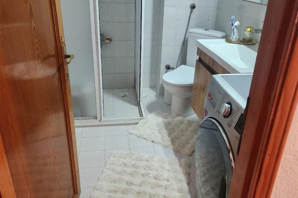 C21 BAL'DAN AYVALIK ALTINOVA'DA DENİZİN KIYISINDA KİRALIK VİLLA