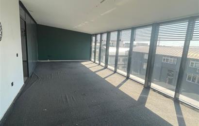 ESENYURT 'TA METROBÜS YANI KİRALIK İŞYERİ -OFİS 700M2 FULL KAT