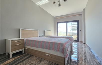 Ortakentte Satılık Deniz Manzaralı Özel Havuzlu Tam Müstakil 4+1 Villa