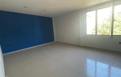ESENYURT 'TA METROBÜS YANI KİRALIK İŞYERİ -OFİS 700M2 FULL KAT