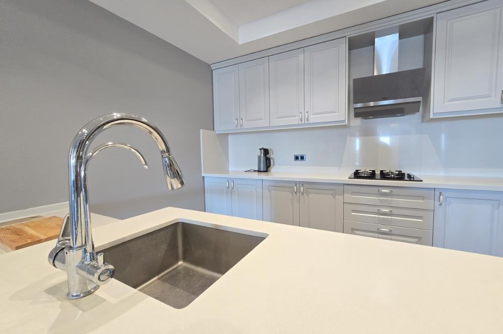 Ortakentte Satılık Deniz Manzaralı Özel Havuzlu Tam Müstakil 4+1 Villa