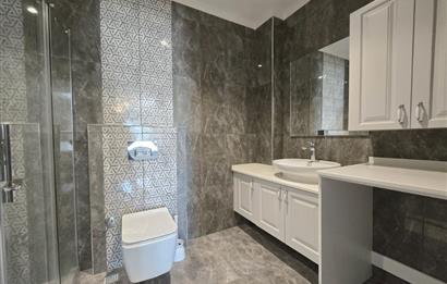 Ortakentte Satılık Deniz Manzaralı Özel Havuzlu Tam Müstakil 4+1 Villa