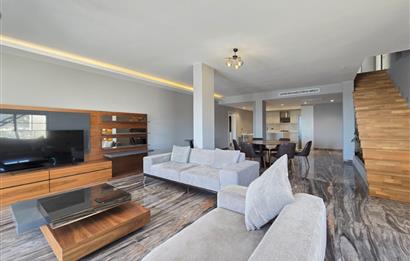 Ortakentte Satılık Deniz Manzaralı Özel Havuzlu Tam Müstakil 4+1 Villa