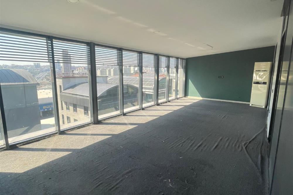 ESENYURT 'TA METROBÜS YANI KİRALIK İŞYERİ -OFİS 700M2 FULL KAT