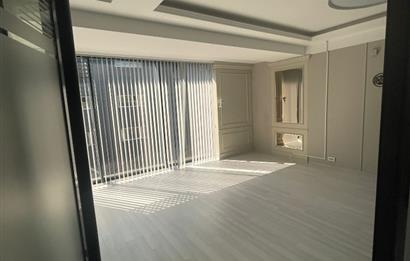  ESENYURT 'TA METROBÜS YANI KİRALIK İŞYERİ -OFİS 700M2 FULL KAT